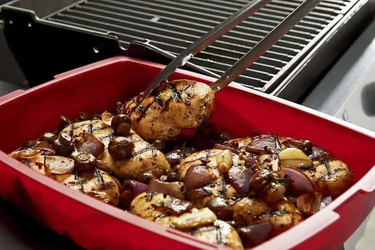 Контейнери для маринування GrillPro пластик 27,9х40,9х9,9 см чорний червоний