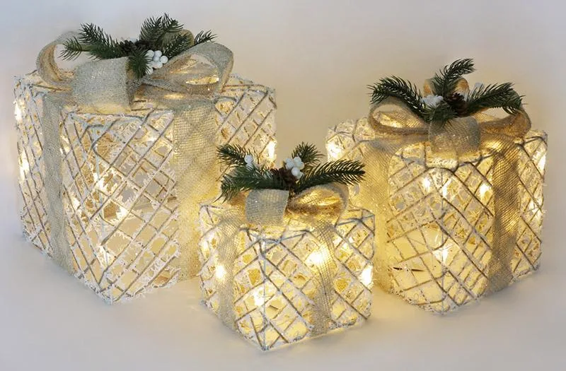 Набір подарункових коробок New Year Gifts з LED-підсвіткою білий з бежевим 3 шт