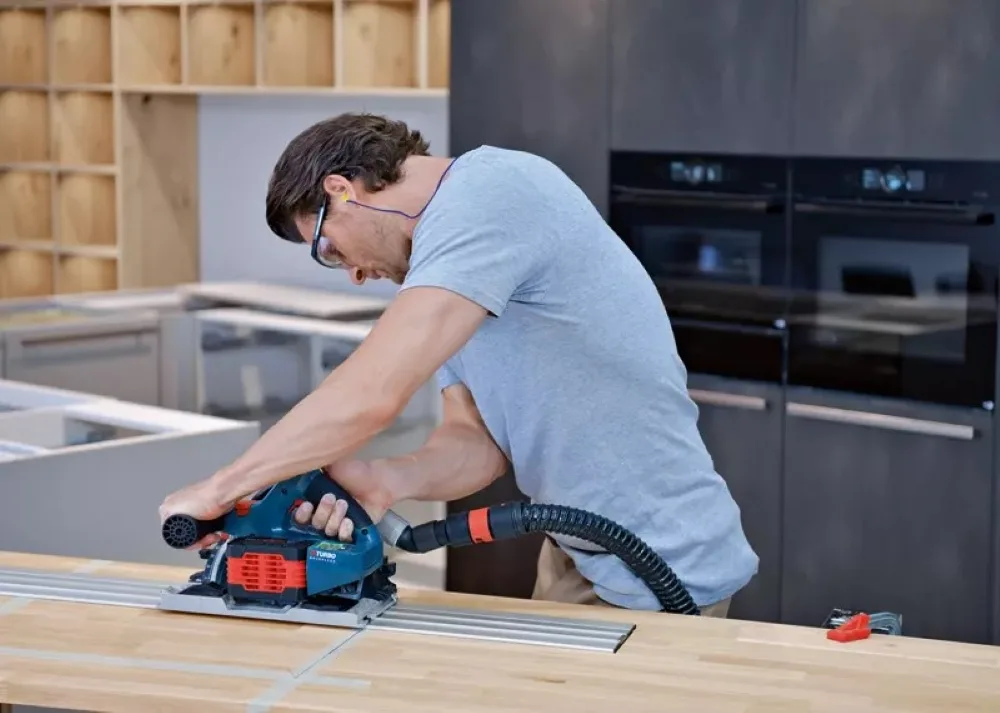Комплект акумуляторів та зарядного пристрою Bosch Professional ProCore 18В 2x18В 4А·год+5.5А·год ЗП GAL 1880 CV