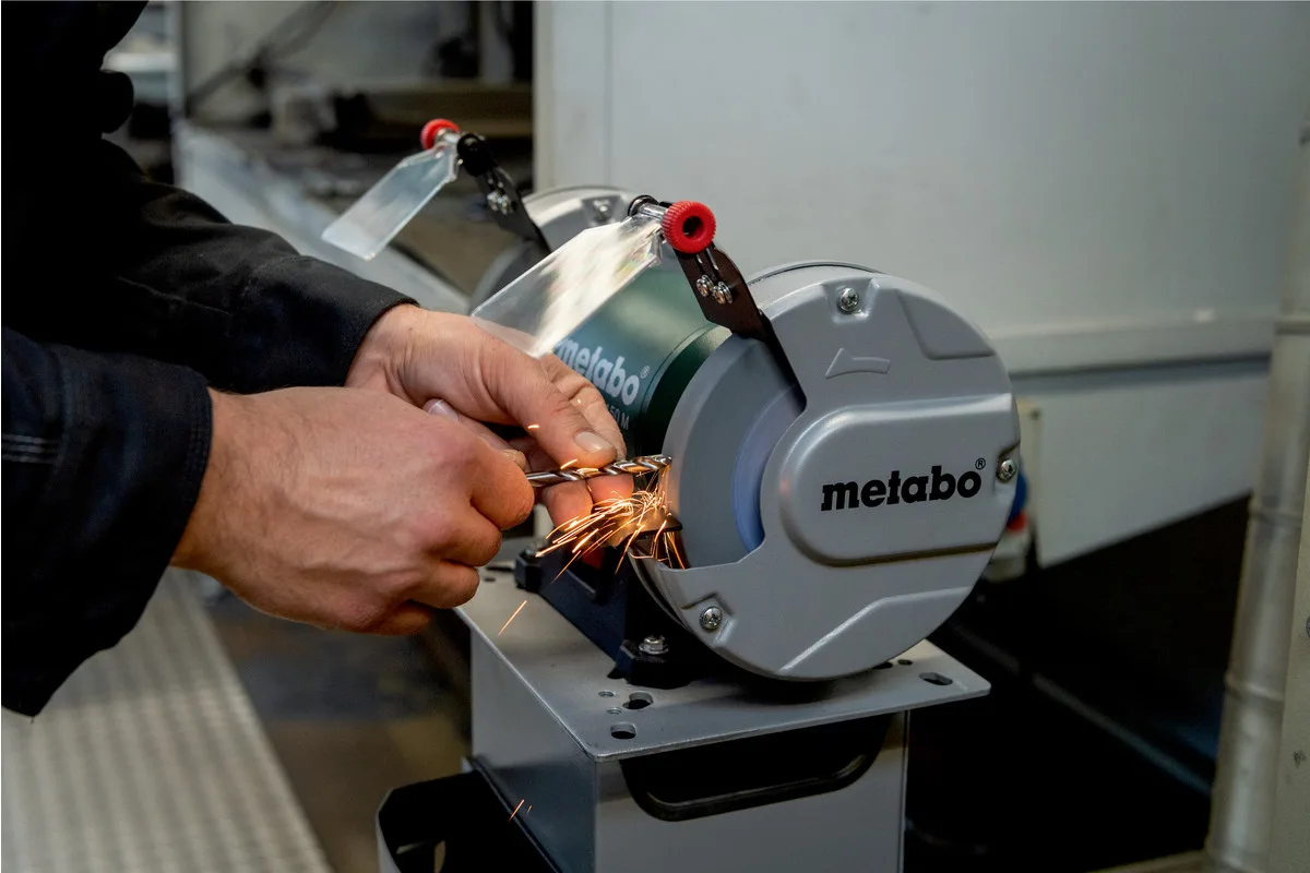 Верстат заточувальний Metabo 200Вт для шліфування і заточування коло 125х20мм низький рівень шуму