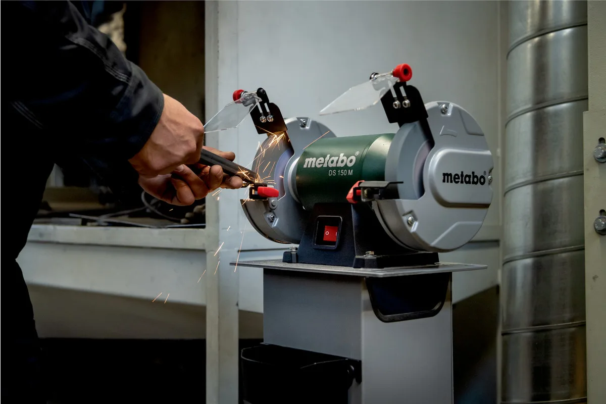 Верстат заточувальний Metabo 200Вт для шліфування і заточування коло 125х20мм низький рівень шуму