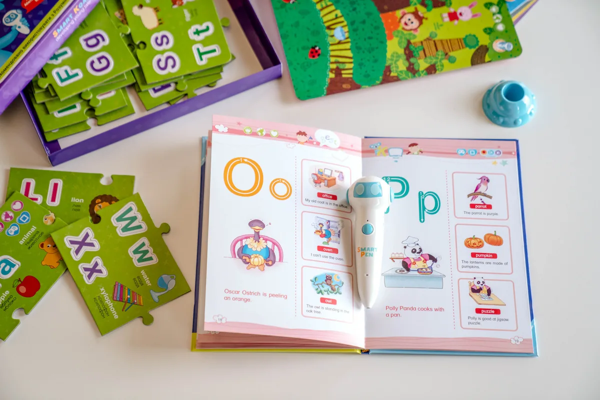 Аудіо Дошка-Пазл Smart Koala двомовна English ABC та книга з інтерактивною здатністю