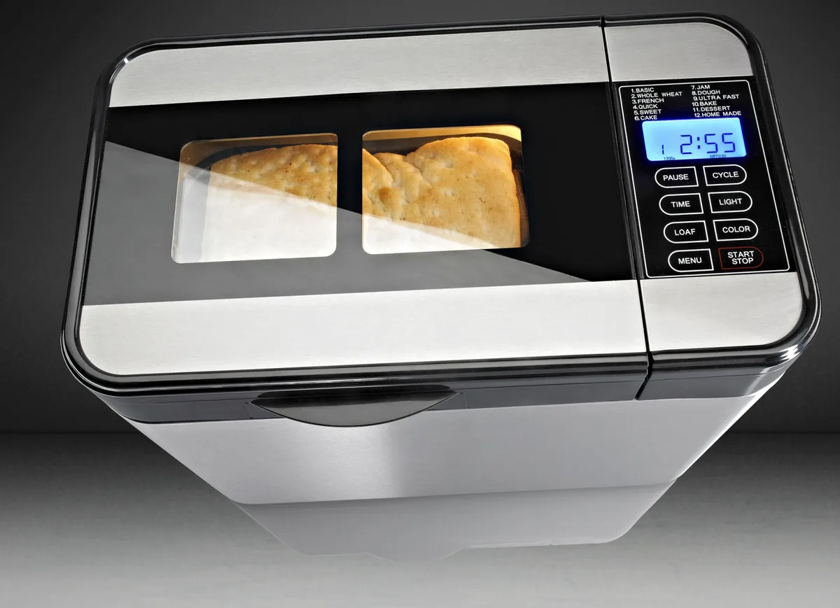Хлібопічка Gorenje пластикова 1,4 кг нержавіюча сталь чорна