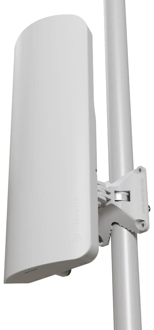 Точка доступу MikroTik Wi-Fi 6 2.4ГГц 5ГГц SFP USB Ethernet IP54