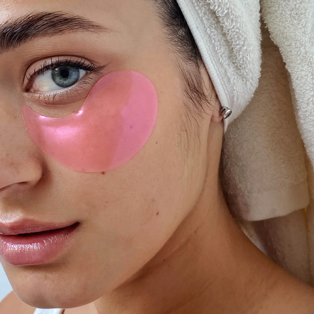 Розгладжувальні патчі з біо-ретинолом Hillary Bacuchiol Wrinkle Correcting & Eye Lift Patches, 60 шт