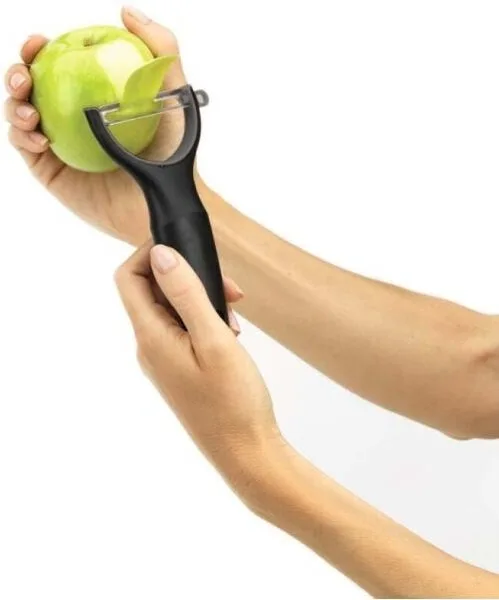 Овочечистка горизонтальна Tefal Comfort, 14 см, з нержавіючої сталі та пластику, чорного кольору.