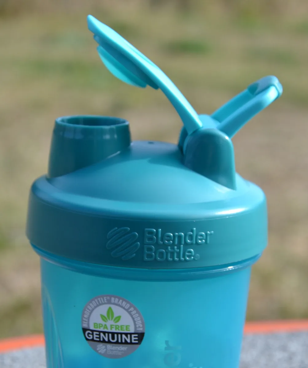Шейкер спортивний BlenderBottle Tritan 590 мл Бірюзовий