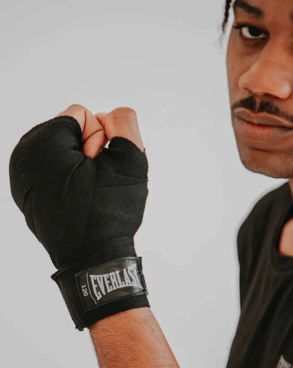 Бинти Everlast нейлонові 304,8 см чорні унісекс