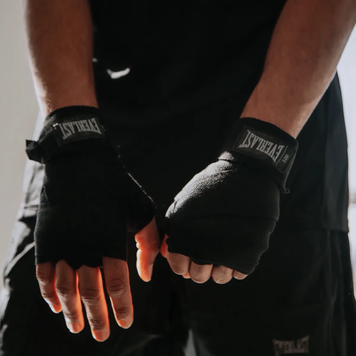 Бинти Everlast нейлонові 304,8 см чорні унісекс