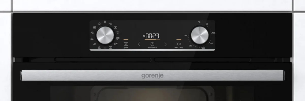 Духова шафа Gorenje електрична 77л чорна A+ без жиру дисплей