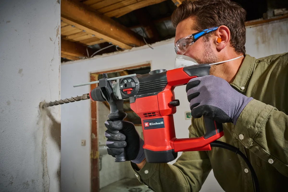 Перфоратор Einhell TC-RH 28 3F 950Вт SDS+ цилиндровый 35Дж 990об/мин в кейсе 477кг
