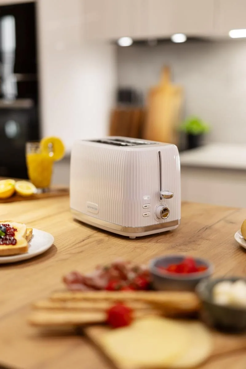 Тостер Gorenje, 850 Вт, пластиковий/металевий, білий.