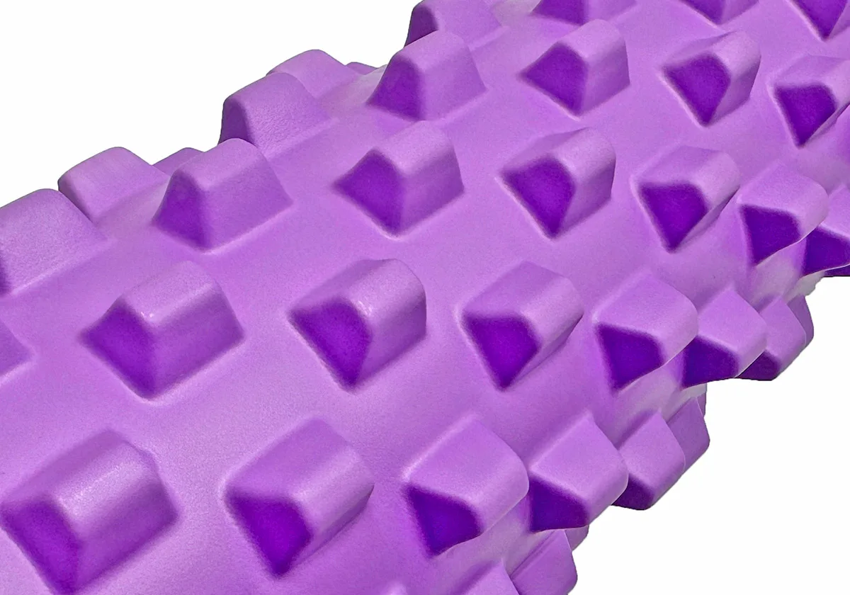 Масажний ролик EasyFit EVA 45 см Фіолетовий 3D поверхня