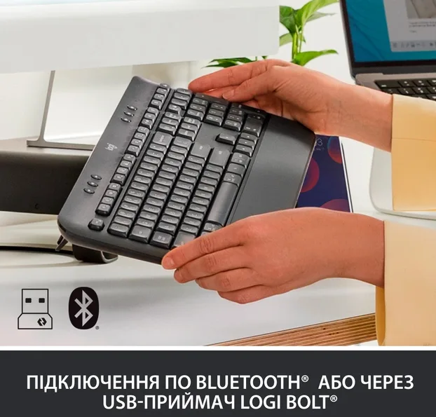 Клавіатура Logitech мембранна бездротова чорна з підставкою для рук