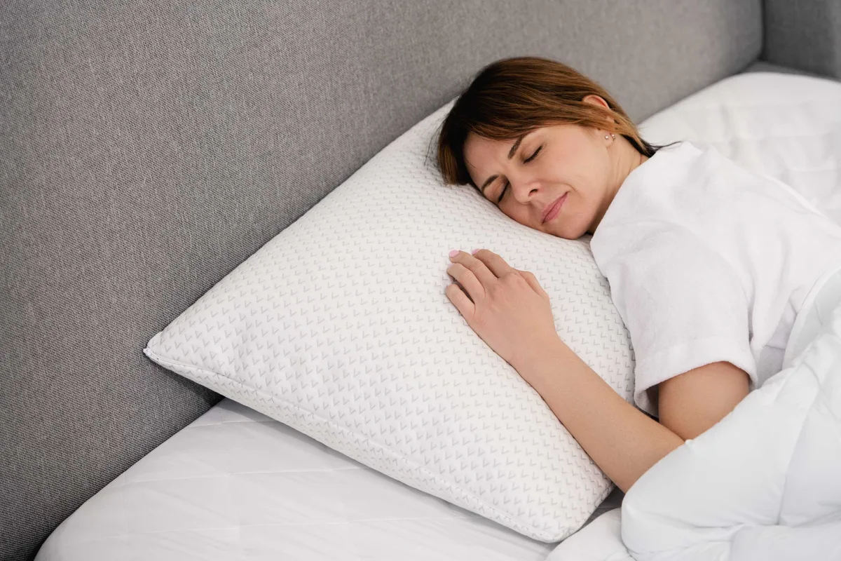 Ортопедична подушка ARDESTO Sleepwell 50х70см з меморі піною для комфортного сну та релаксації