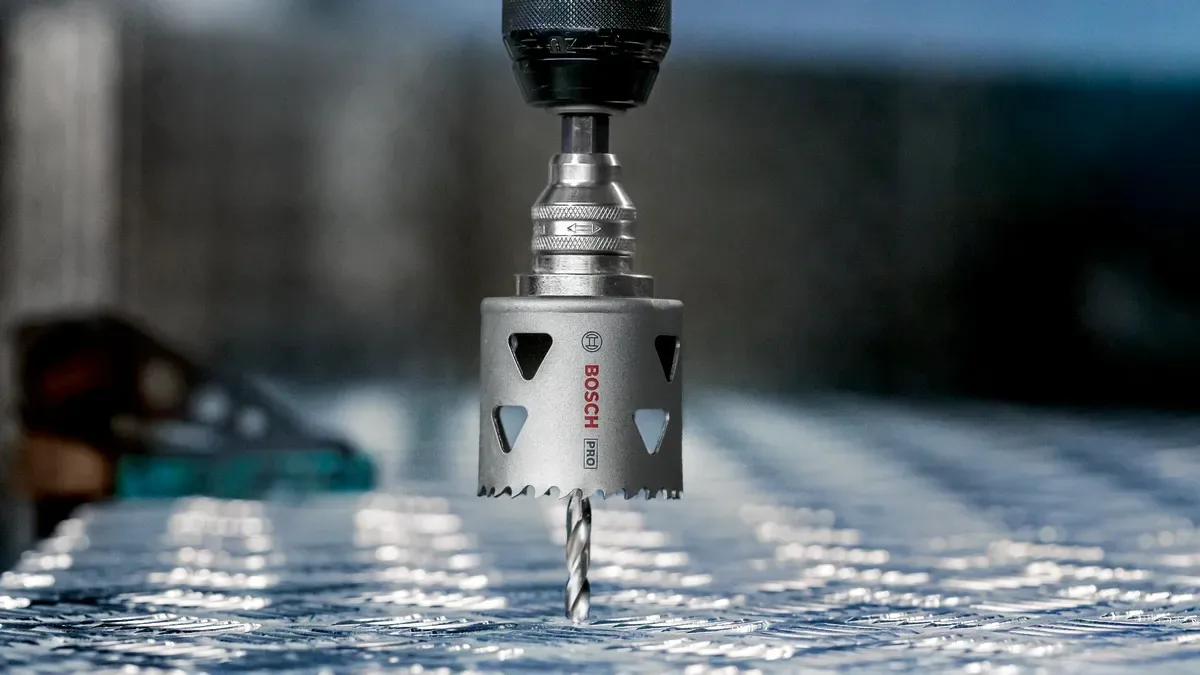 Коронка Bosch Professional для багатоматеріальних робіт 108 мм з різьбленням.