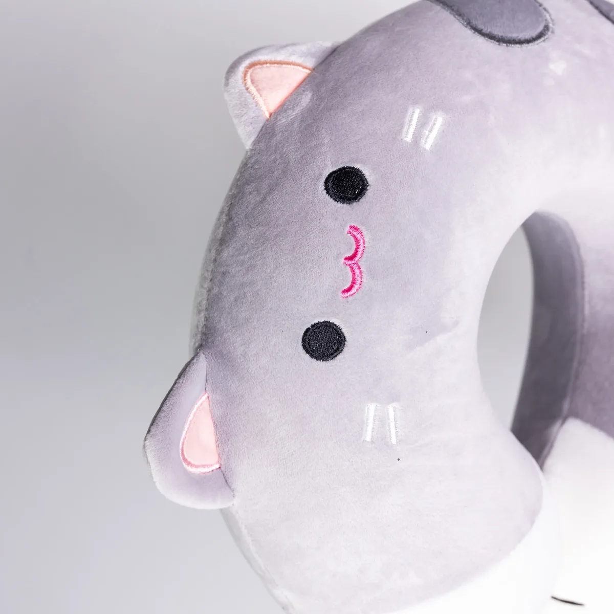 Подушка для шиї Kitty Велюр U-подібна 30х30х10 см Сірий