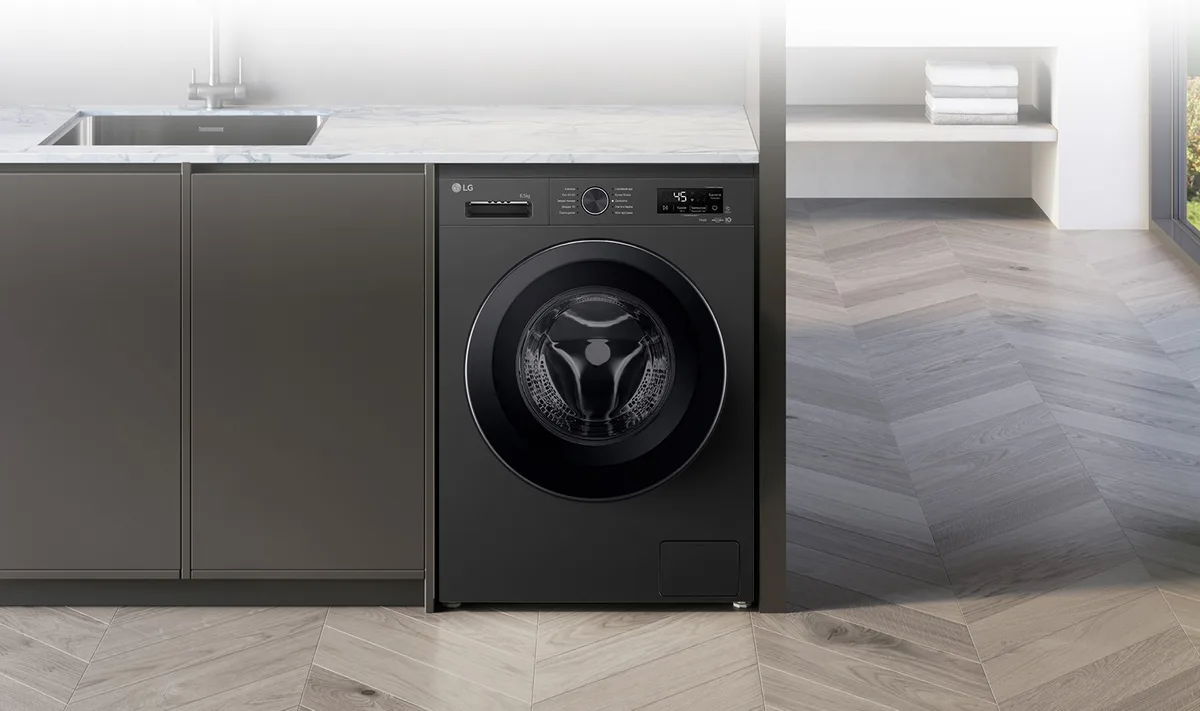 Фронтальна пральна машина LG, 6.5 кг, 1200 об/хв, клас енергоспоживання В, 44 см, з дисплеєм, функцією пари, інверторний двигун, ч