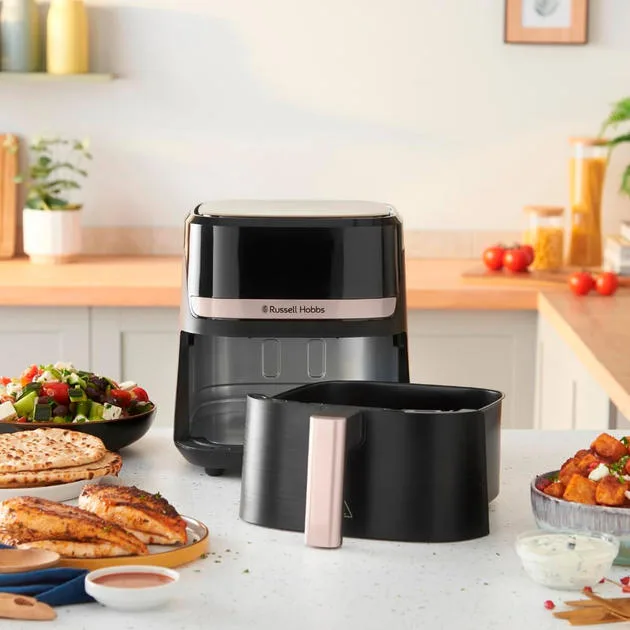 Мультипіч Russell Hobbs SatisFry 1300Вт, ємність 4.3л, сенсорне управління, 9 автоматичних програм, пластиковий корпус, чорного ко