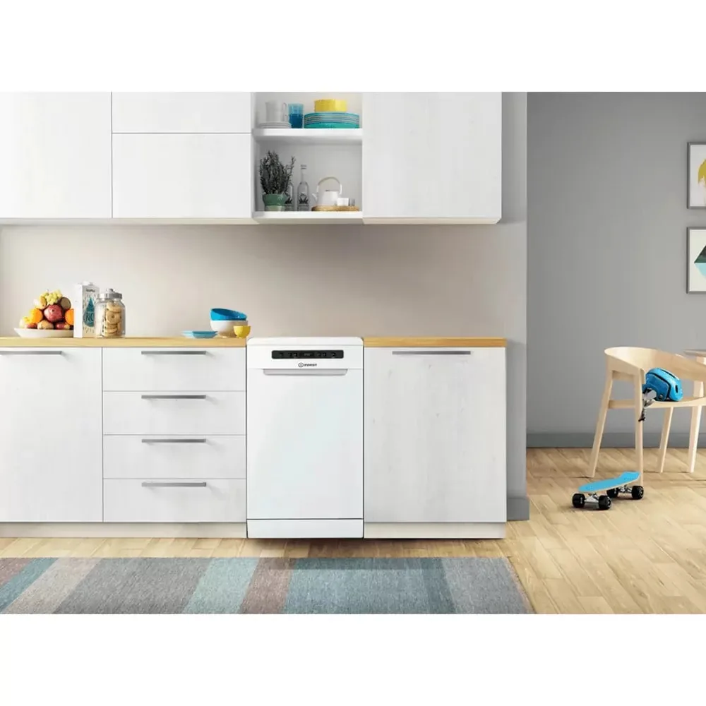 Посудомоечная машина Indesit, 10 комплектов, класс энергоэффективности A+, 45 см, белая