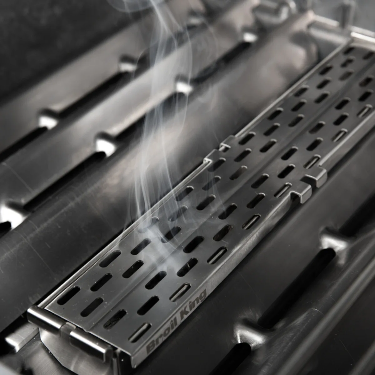 Коробка для копчения Broil King из нержавеющей стали 3х6,5х31 см