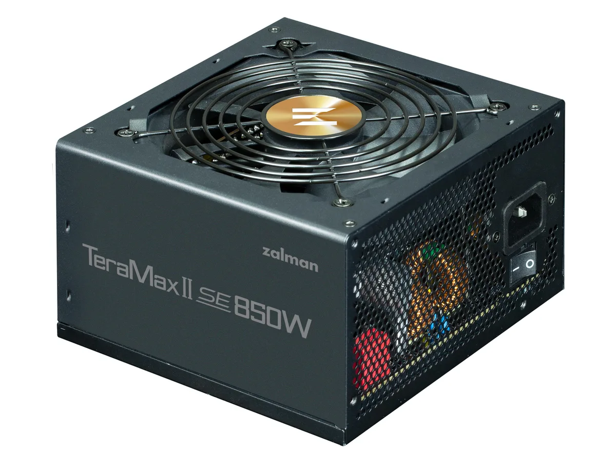 Блок питания Zalman Teramax II SE (850W) 89%, 80+ Gold, 120мм, 1xMB 28pin (18+10), 2xCPU(4pin+ 4pin), 3xMolex, 12xSATA, 4xPCIe 8pin(6+2), 1xPCIe GEN5 16pin, Полностью модульный.