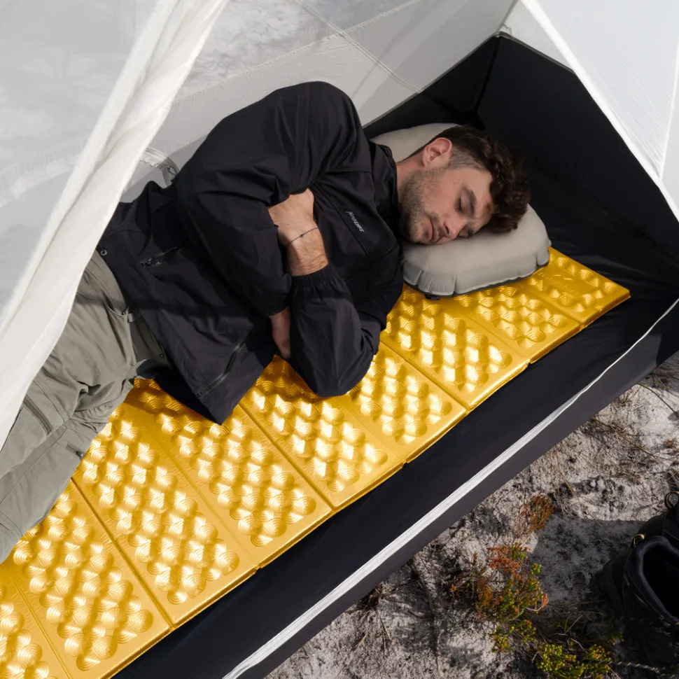 Килимок складний Naturehike IXPE 185х56 см медово-золотий