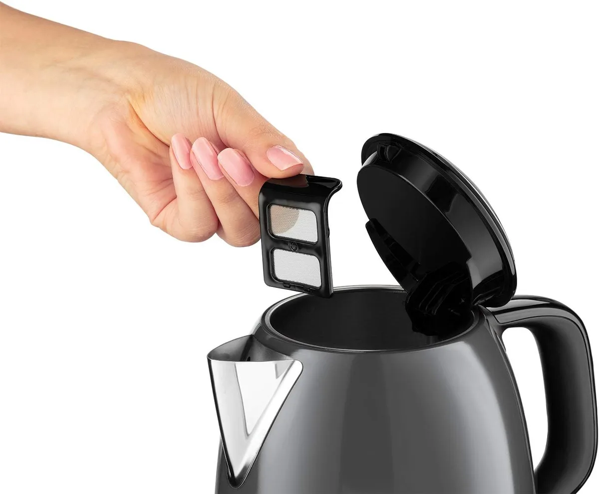 Електричний чайник Russell Hobbs Colours Plus Mini, 1 літр, металева обробка, сірого кольору.
