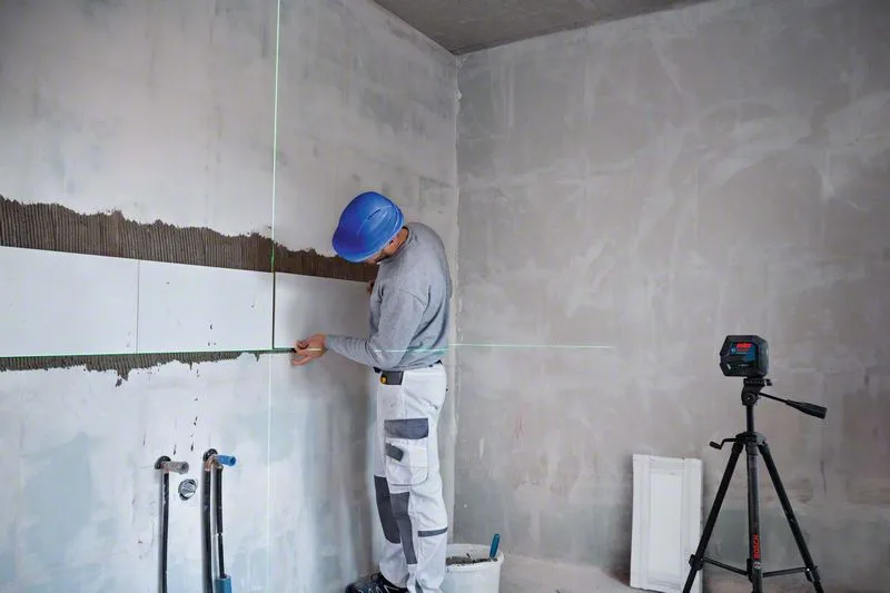 Нивелир лазерный Bosch Professional до 15м зеленый луч для строительства с держателем и чехлом