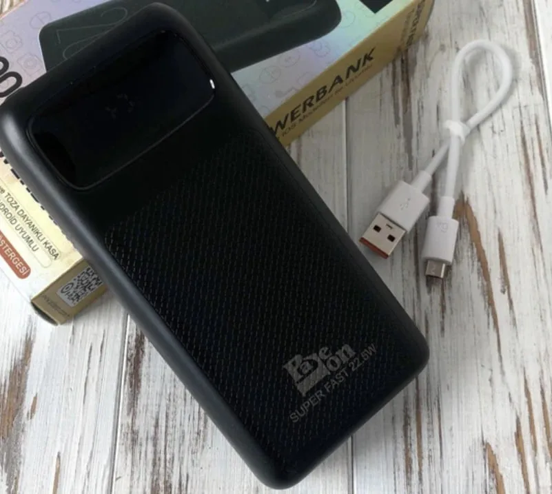 Портативна батарея 10000mAh пластиковий 136x68x28 мм чорний