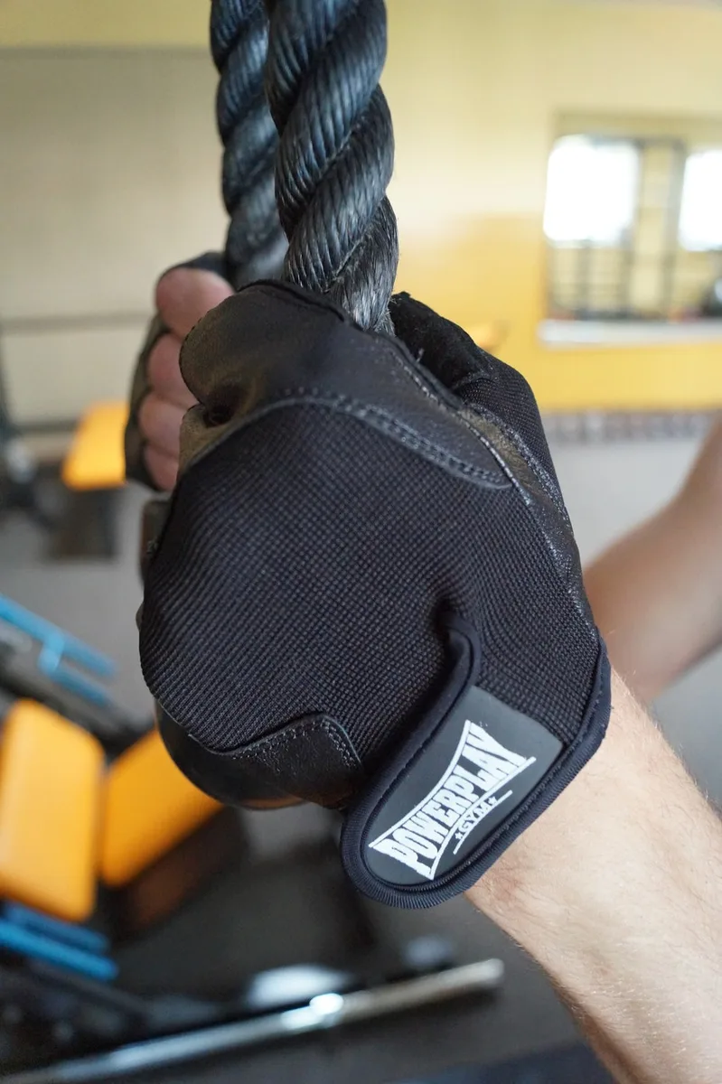 Рукавички для фітнесу Active Point штучна шкіра M чорні
