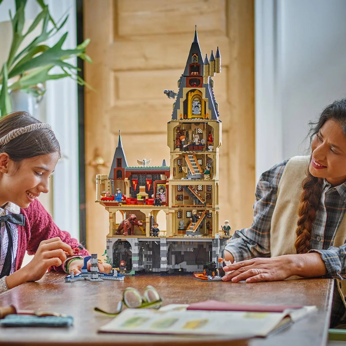 LEGO Harry Potter Конструктор 10 Пластиковая Хогвартс Главная башня