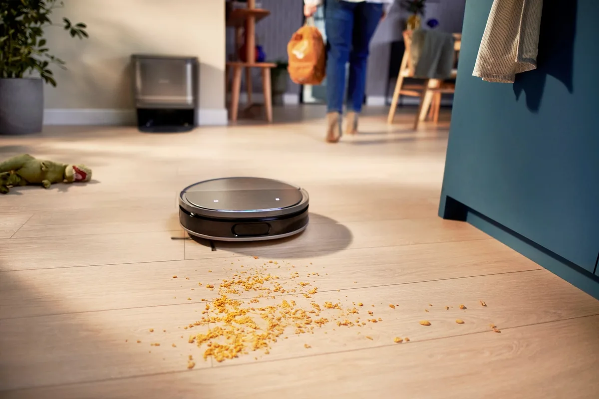 Робот-пилосос Philips Series 9000, висота 9.8 см, функція вологого прибирання, контейнер для пилу 0.21 л, резервуар для води 0.22