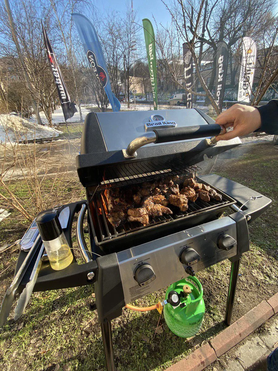 Газовий гриль Broil King чавунний 46х31 см сірий з чорним