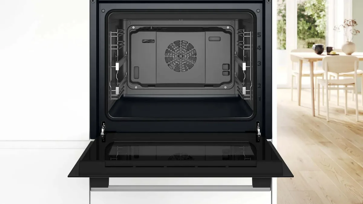 Духова шафа Bosch електрична 66л конвекція біла