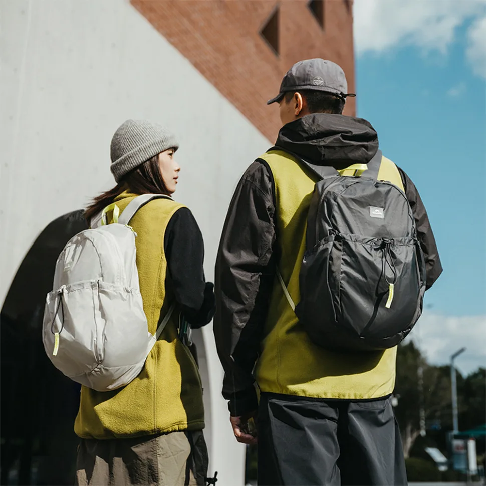 Рюкзак Naturehike нейлоновий 40х30х10 см 20 л блакитний