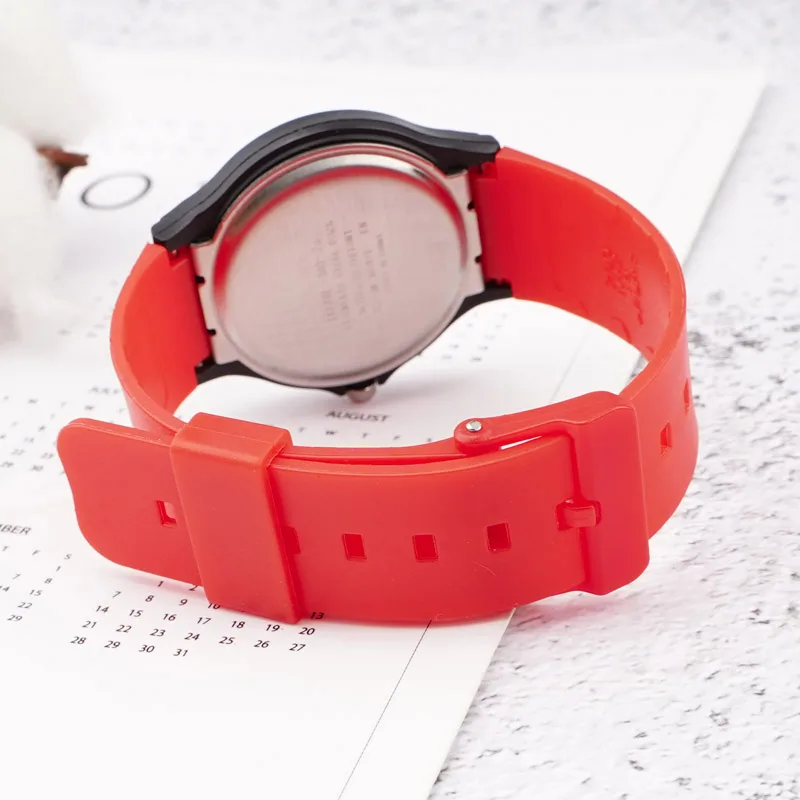 Ремінець Casio поліуретановий 18,7 см червоний
