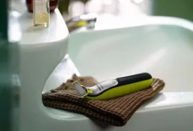 Заміна леза для бритви Philips OneBlade QP410/50