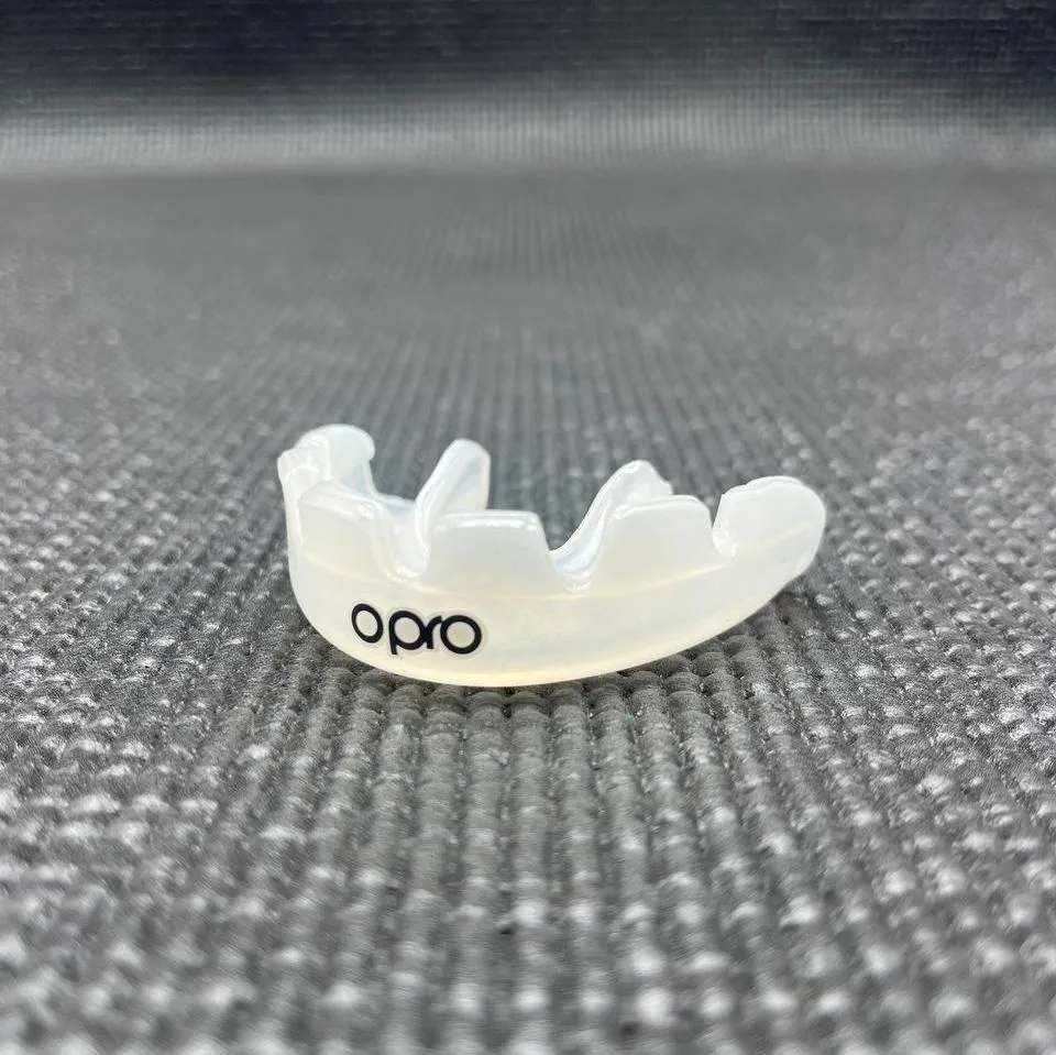 Капа OPRO Dental Grade одночелюстная Clear для взрослых 11+