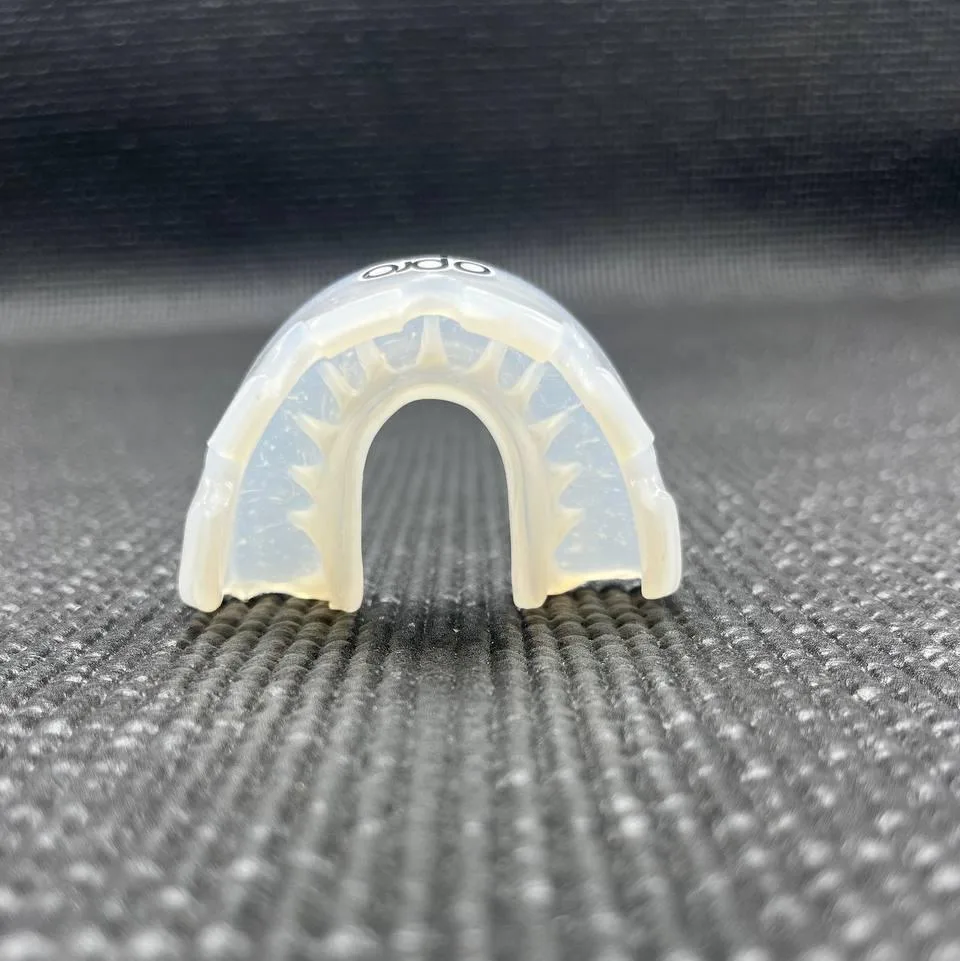 Капа OPRO Dental Grade одночелюстная Clear для взрослых 11+