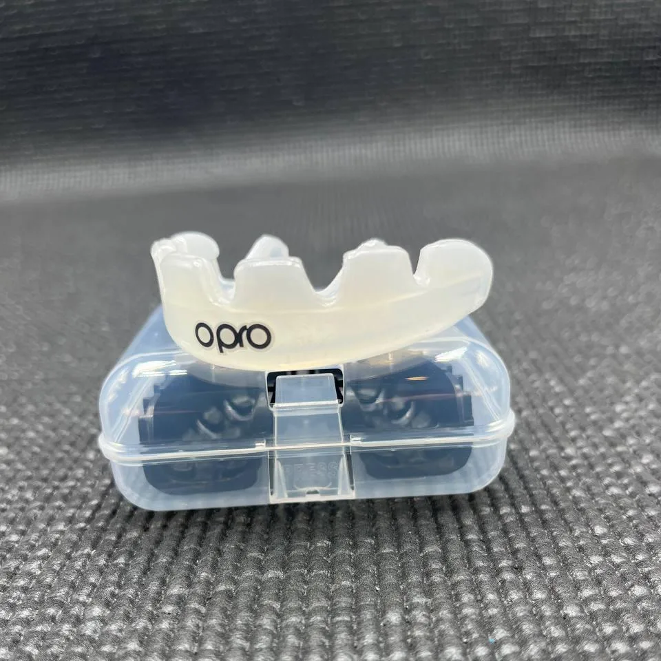 Капа OPRO Dental Grade одночелюстная Clear для взрослых 11+