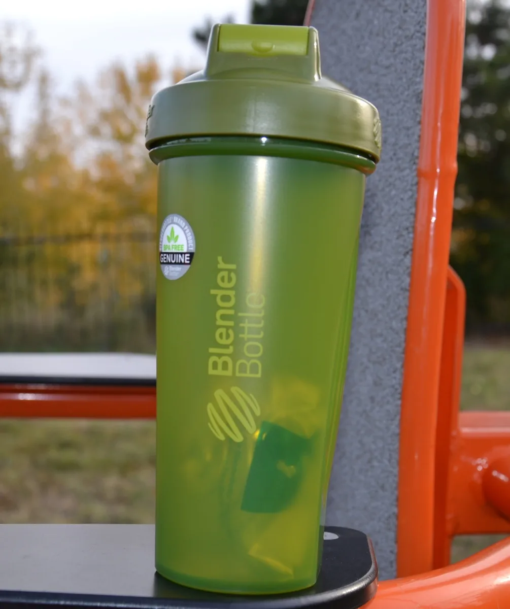 Шейкер спортивний BlenderBottle Tritan 820 мл Зелений