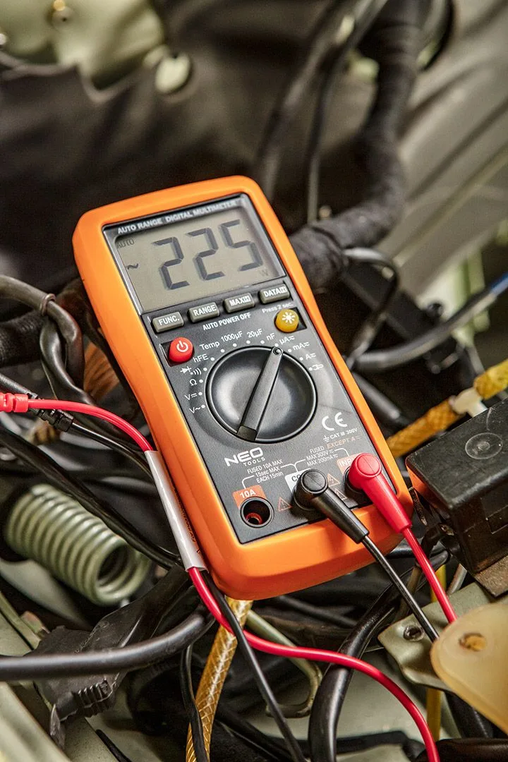 Цифровий мультиметр Neo Tools 0-300В з РК-дисплеєм для вимірювання напруги струму опору тестер