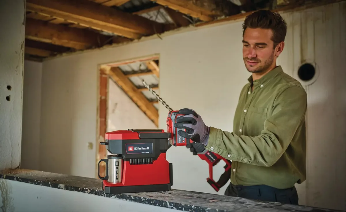 Акумуляторна кавомашина Einhell TE-CF 18 Li - Solo, 18В, об'єм 240 мл, температура 80°С, вага 1.2 кг, без батареї та зарядного при