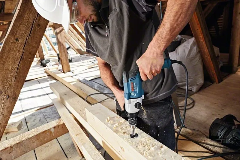 Дриль Bosch Professional GBM 13-2 RE 750Вт, 13мм, 0-1000·3000 об/хв, вага 2.4кг, для роботи з металом.