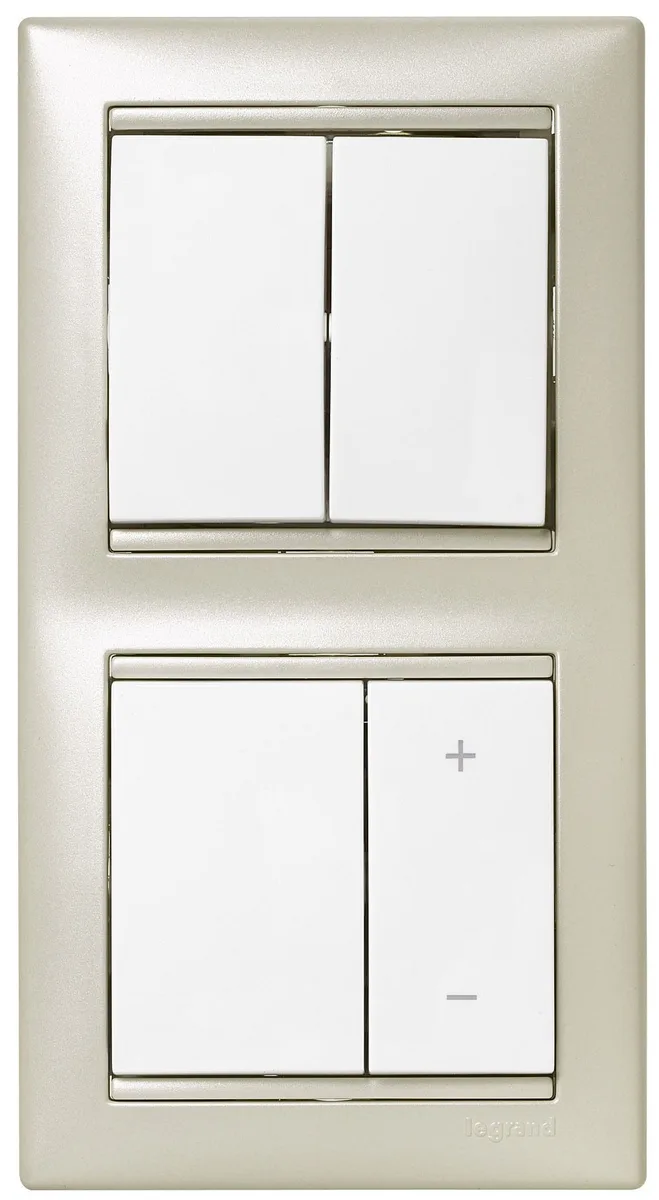 Перемикач 2-х клавішний Legrand Valena Classic, 10АХ, 250V, автоматичні клеми, білий