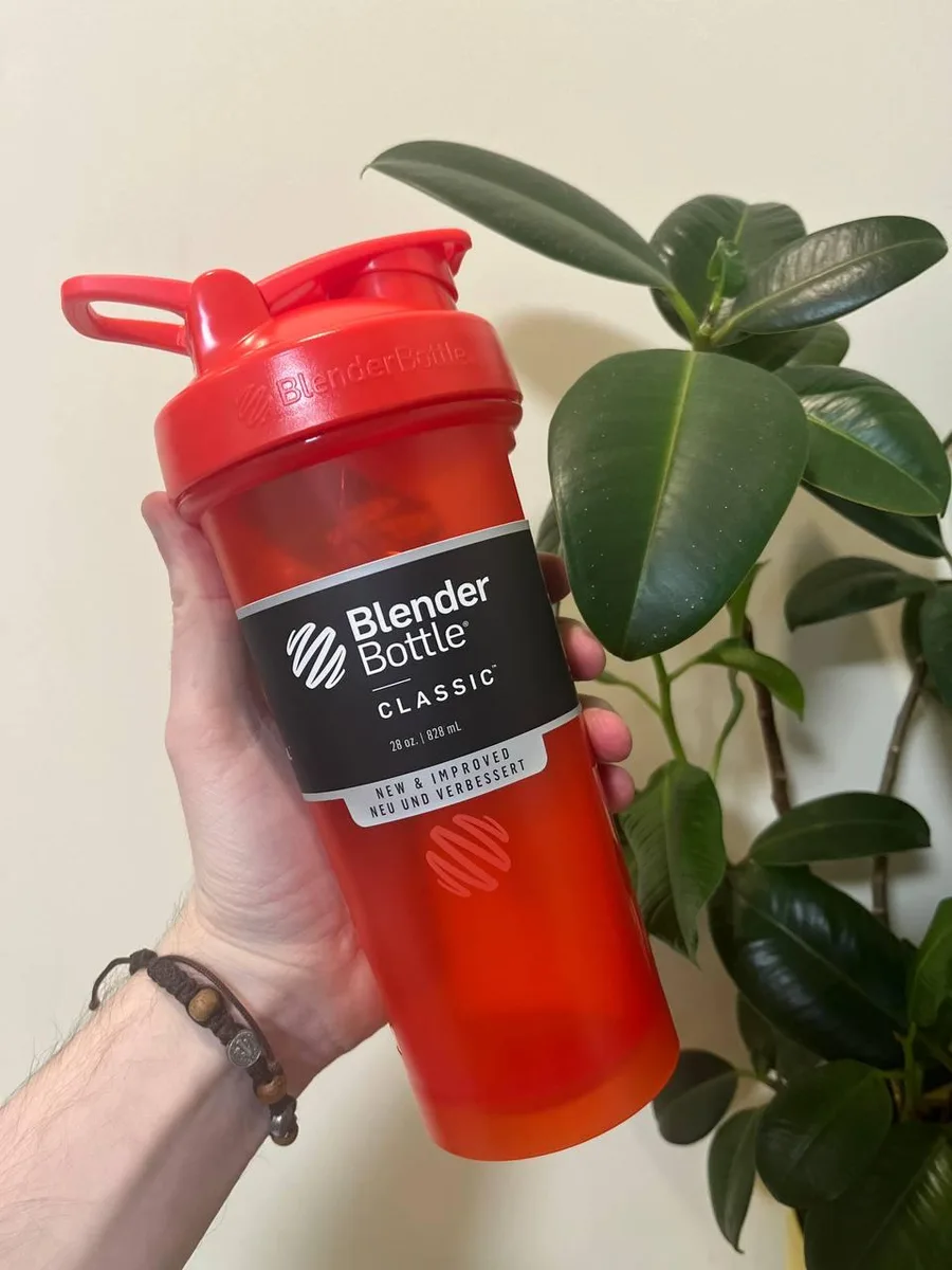 Шейкер спортивний BlenderBottle Tritan 820 мл Червоний