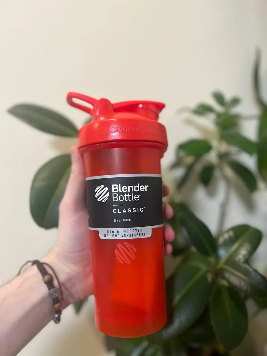 Шейкер спортивний BlenderBottle Tritan 820 мл Червоний