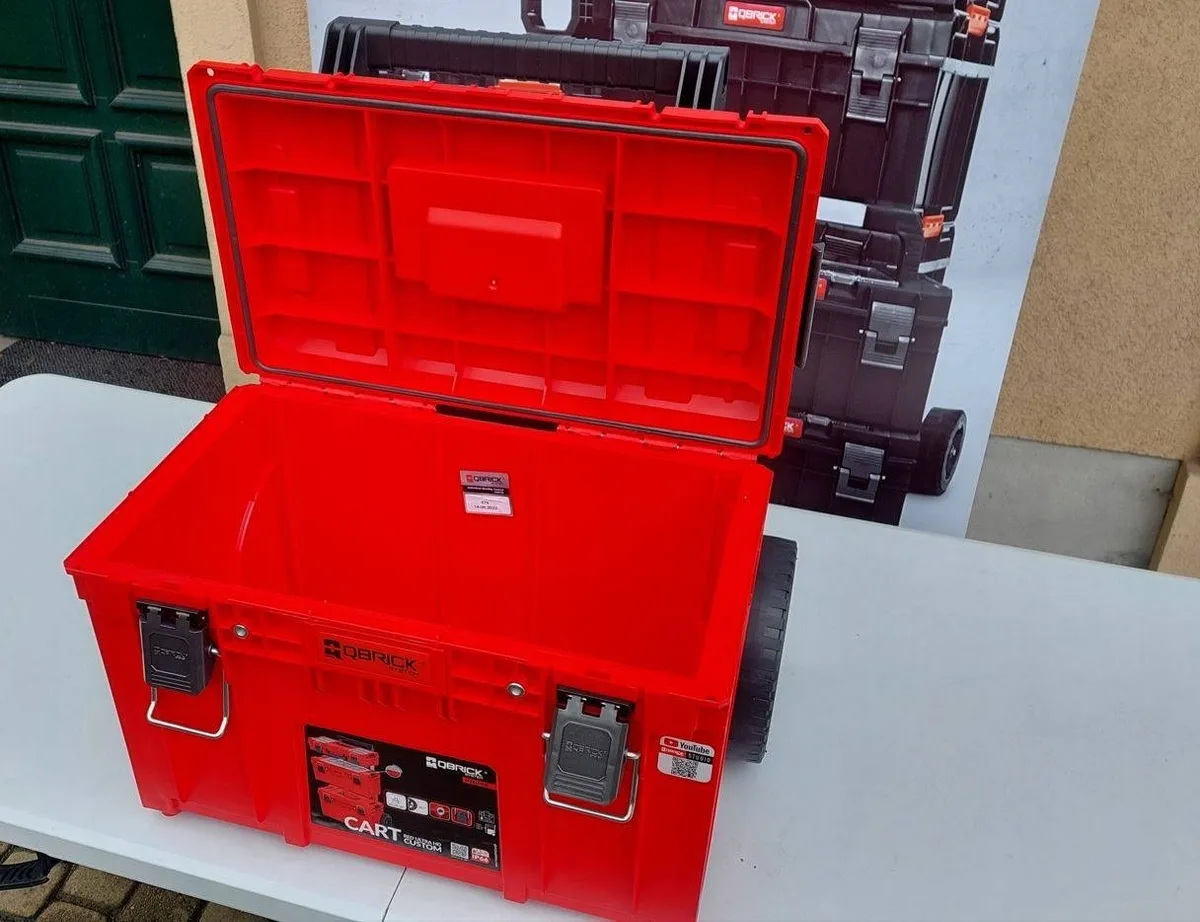 Набор ящиков для инструментов QBRICK пластик 590х425х785 мм красный