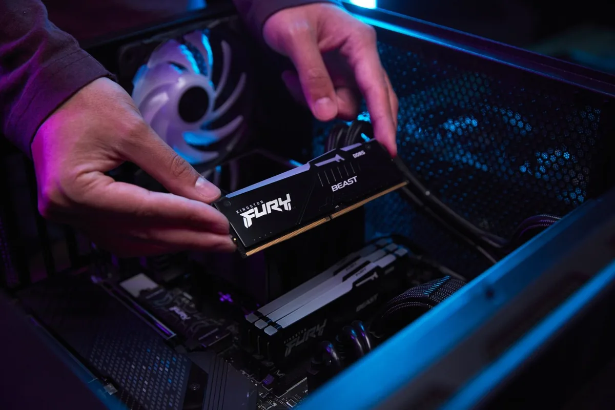 Пам'ять ПК Kingston DDR5  8GB 5600 FURY Beast